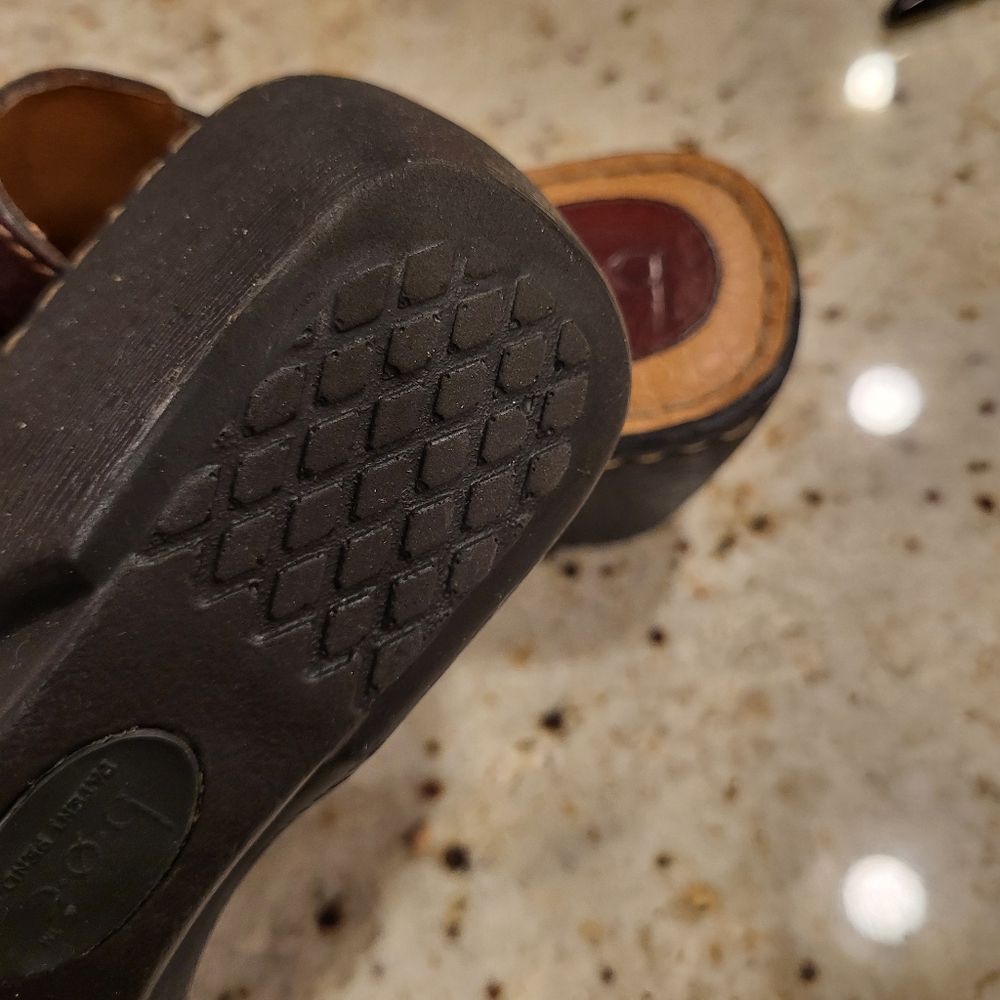 Born Leather Clogs - Size 7 - Picture 5 of 5